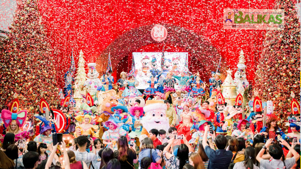 “Disneylandfeels” at SM’s Grand Magical Christmas Parade Balikas